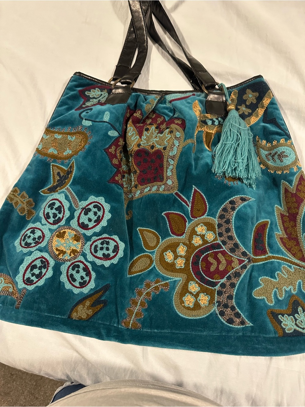 BUCO Teal Velvet Floral Hobo Bag with Tassel Accent - Picture 6 of 11